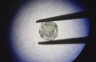 前所未见，西伯利亚挖到世界首颗嵌套钻石，有8亿年的历史