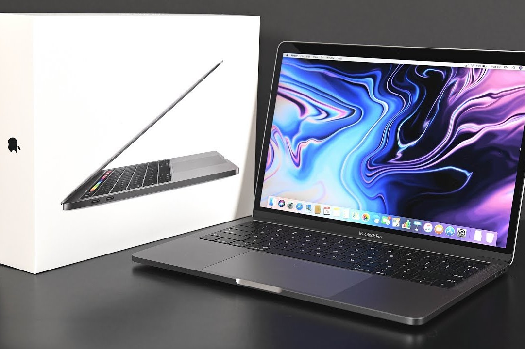 苹果 MacBook Pro 入门版，性能提升 83%