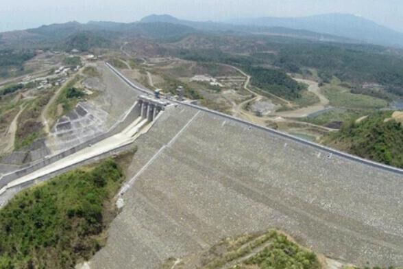 中国不愧是基建狂魔，在印尼修建超级水坝，480万人享福了