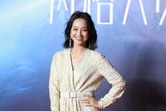 吴京老婆撞上周一围老婆，朱丹谢楠同为主持人，差距不止穿衣风格