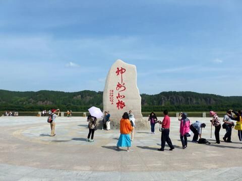 在中国最纯净的小镇避暑纳凉  【深氧界的夏天】