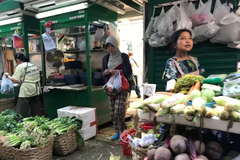 都说香港生活比大陆要困难，真的如此吗？看完菜市场物价就知道