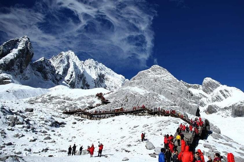 人太多承受不来 玉龙雪山冰川公园：日限游客1万