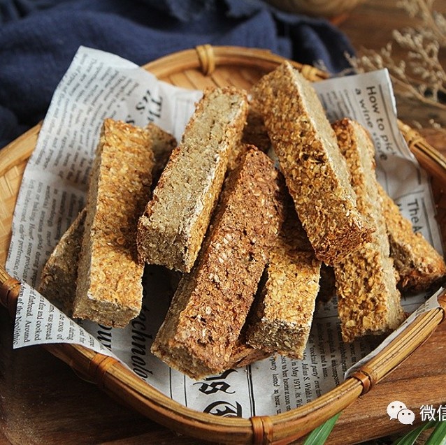 香蕉燕麦棒，顶饱低热量，常吃体重蹭蹭降