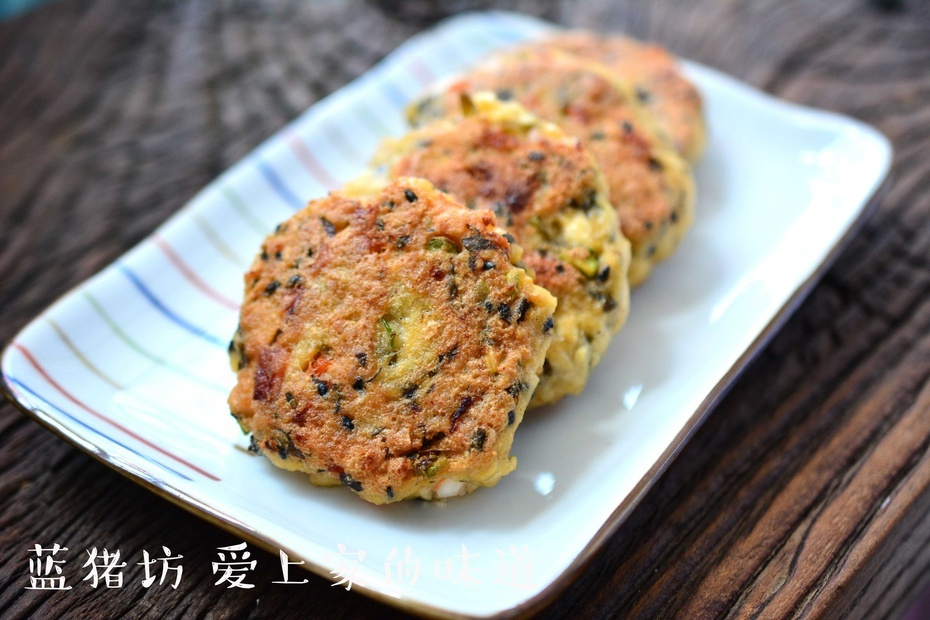 蔬菜虾仁豆腐饼，外脆里嫩，补钙小饼早餐