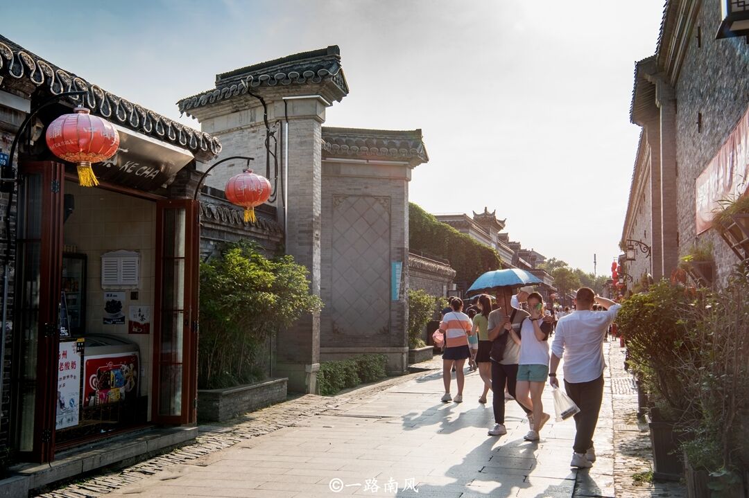 江苏最著名的三条街道，一年四季游客如云！