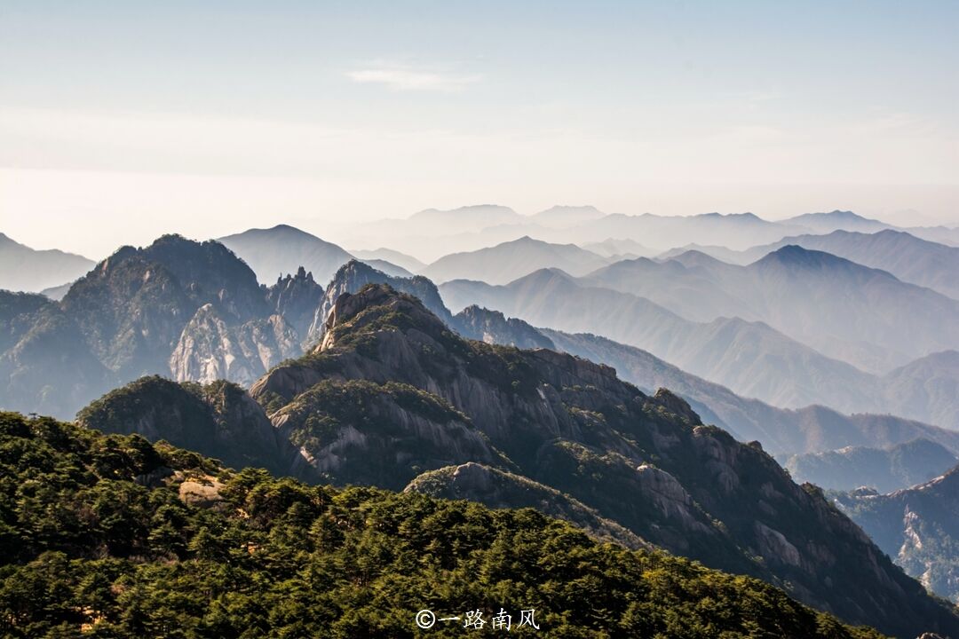 黄山风光让美国人着迷，因为太像仙境，曾被误认为是虚构的！