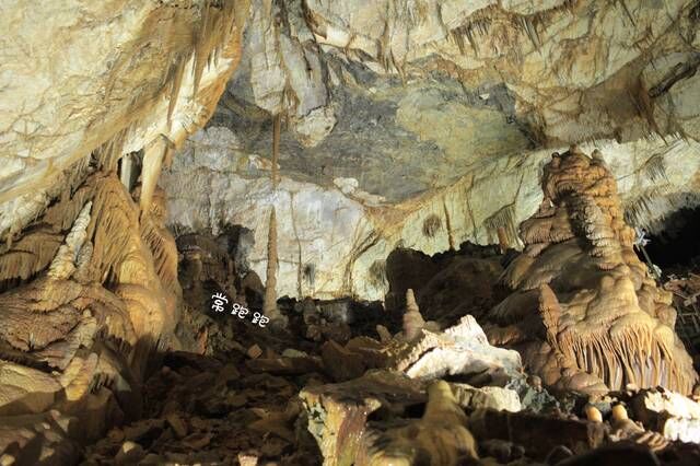 我國最古老的興隆溶洞 年齡達14億歲還在生長 洞內景觀鬼斧神工_旅遊