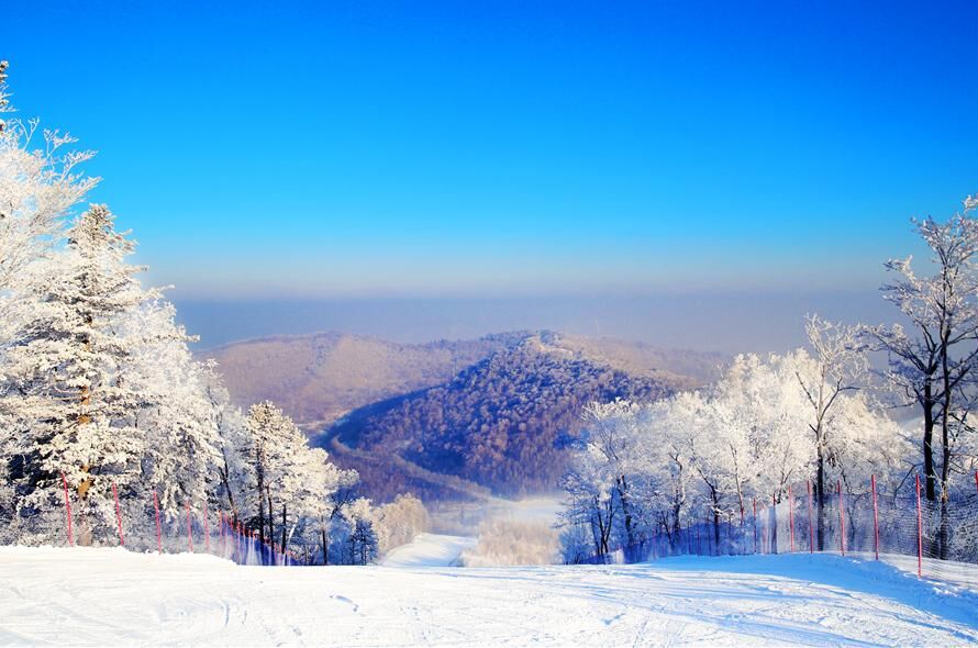 想实现你的滑雪梦，这个冬季去趟长白山吧