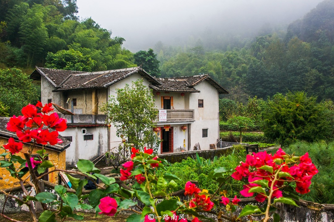 广东的客家文化发源地，小山村像仙境，景色优美但游客稀少