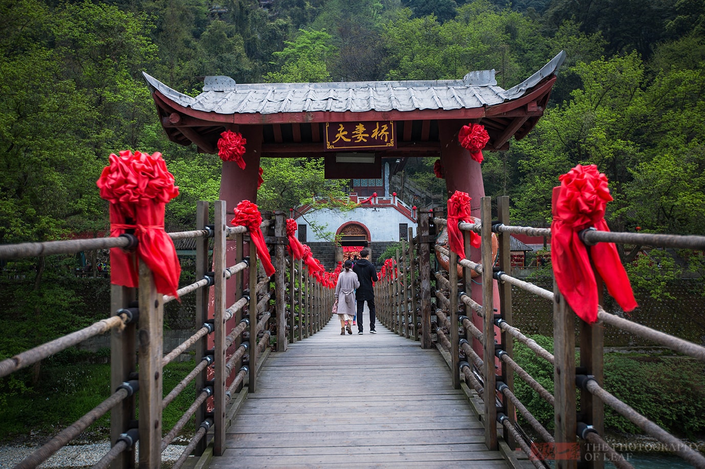 四川著名的夫妻桥，用竹藤编织的索桥，何以成为中国五大名桥之一