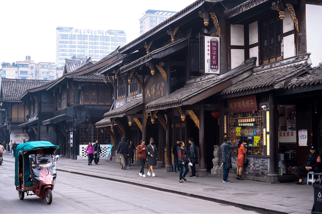 成都网红打卡地，位居长江上下游四大禅林之首，门票免费还送香